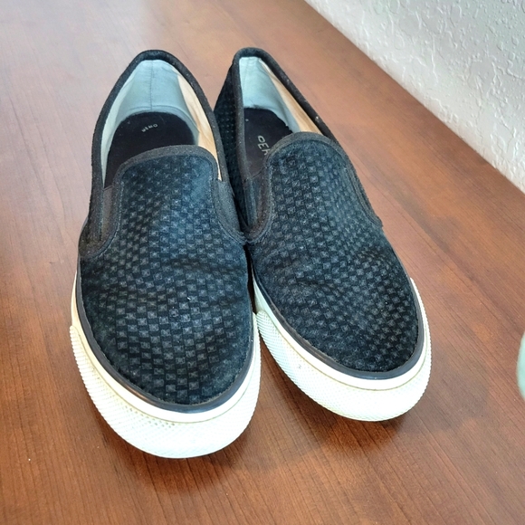 SPERRY *  Women's Seaside Quilted Black Suede Loafers SIZE 8 - Picture 1 of 7